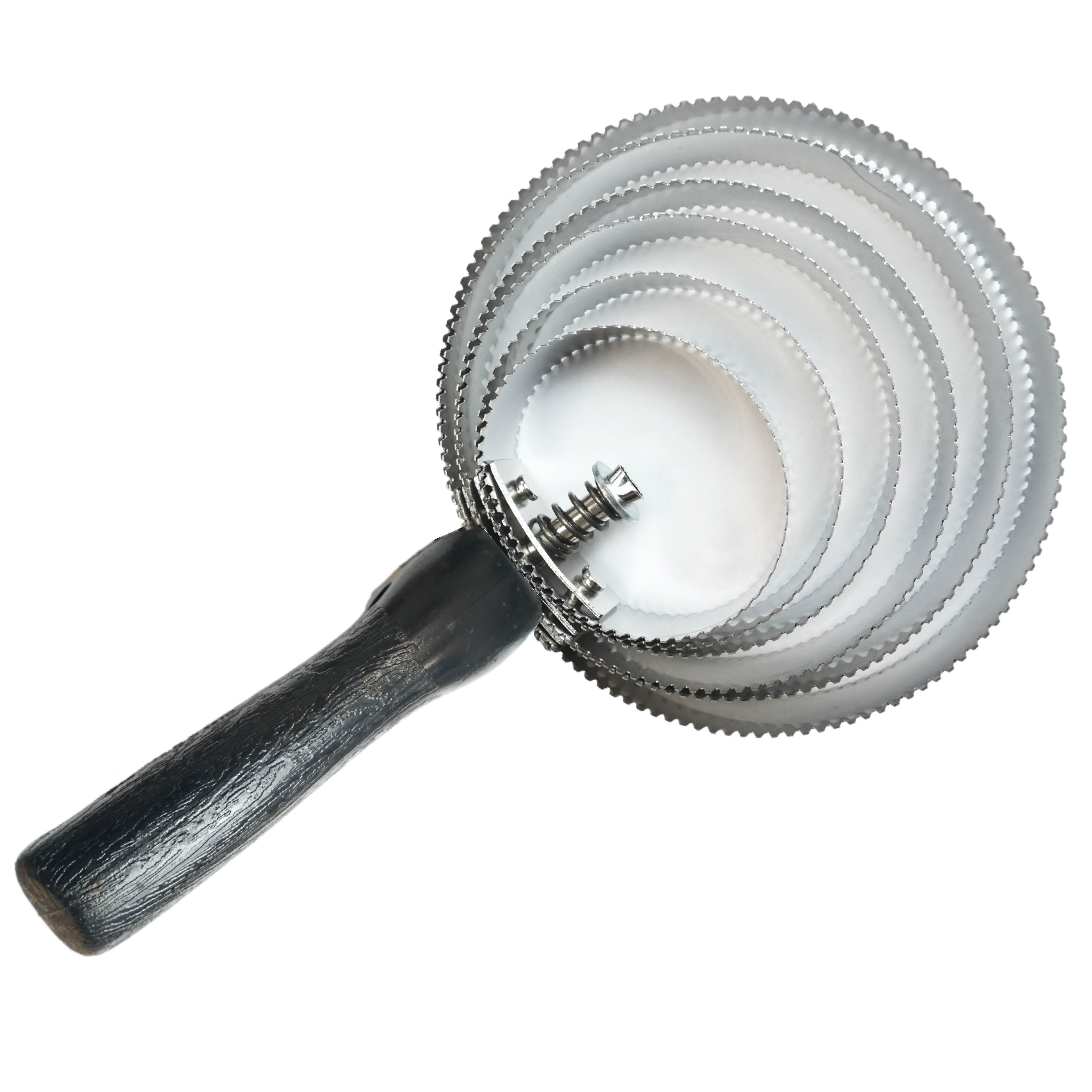 Federstriegel mit Griff, 6 lagiger Metallstriegel